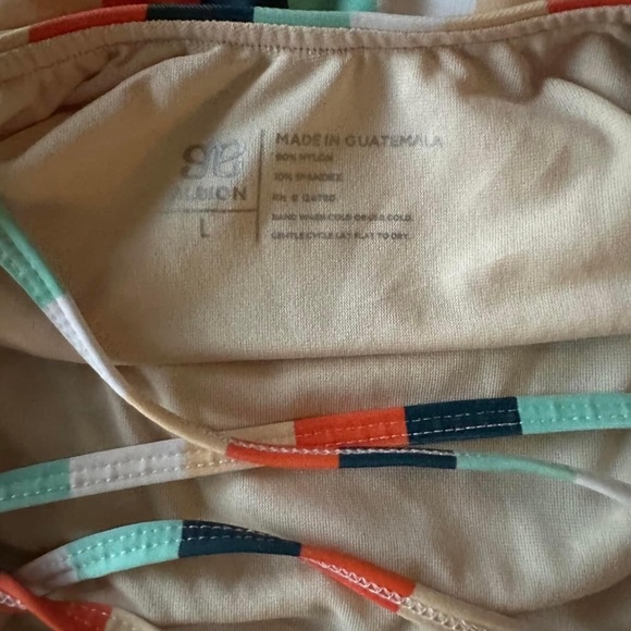 The Gigi one piece swimsuit - Picture 5 of 5